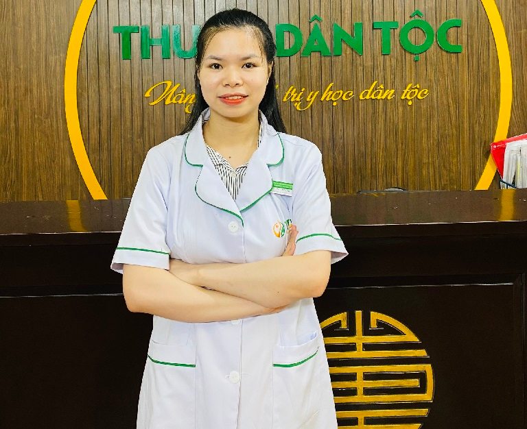 Bs Nguyễn Thị Nhài khám chữa bệnh Phụ khoa tại Thuốc dân tộc