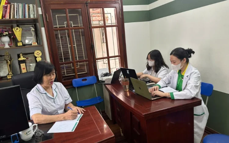 Niềm vui làm việc cùng thế hệ Gen Z lựa chọn Y học cổ truyền