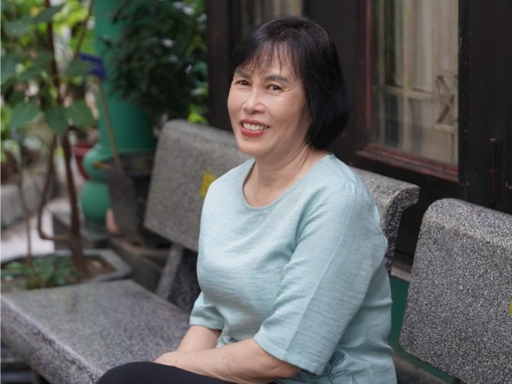 Máu Kinh Ra Màu Nâu Đen Vón Cục: Hiện Tượng Vô Hại Hay Tín Hiệu Bất Thường?