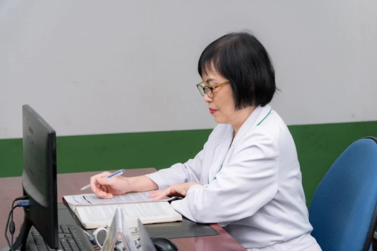 Muốn dậy sớm mà da vẫn sáng hồng? Gốc rễ nằm ở việc kiện tỳ – dưỡng khí huyết